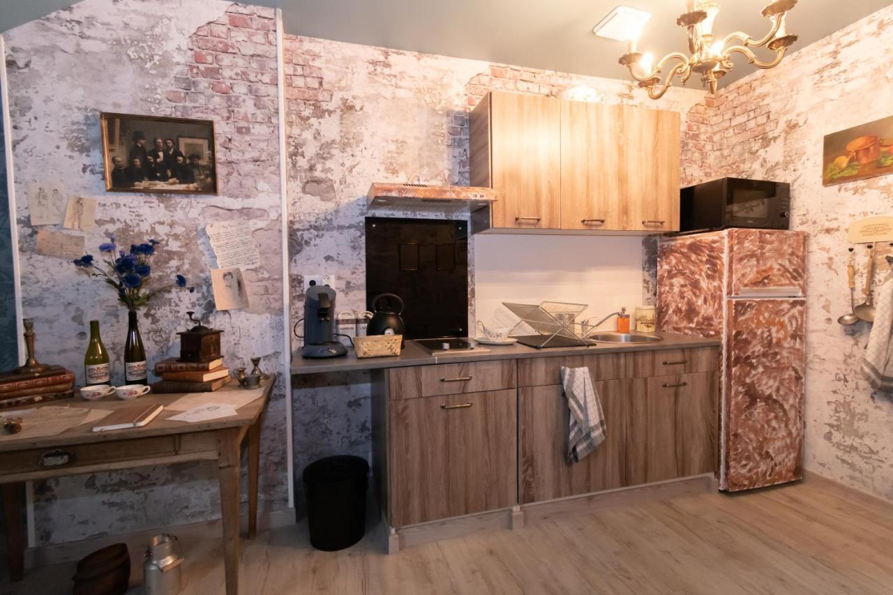 Chez Arthur Rimbaud Charleville-Mezieres Ngoại thất bức ảnh